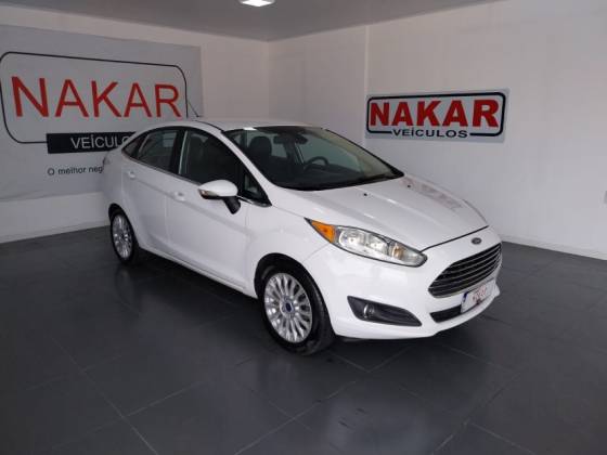 FORD FIESTA 1.6 TITANIUM SEDAN 16V FLEX 4P MANUAL FORD FIESTA 1.6 TITANIUM SEDAN 16V FLEX 4P MANUAL